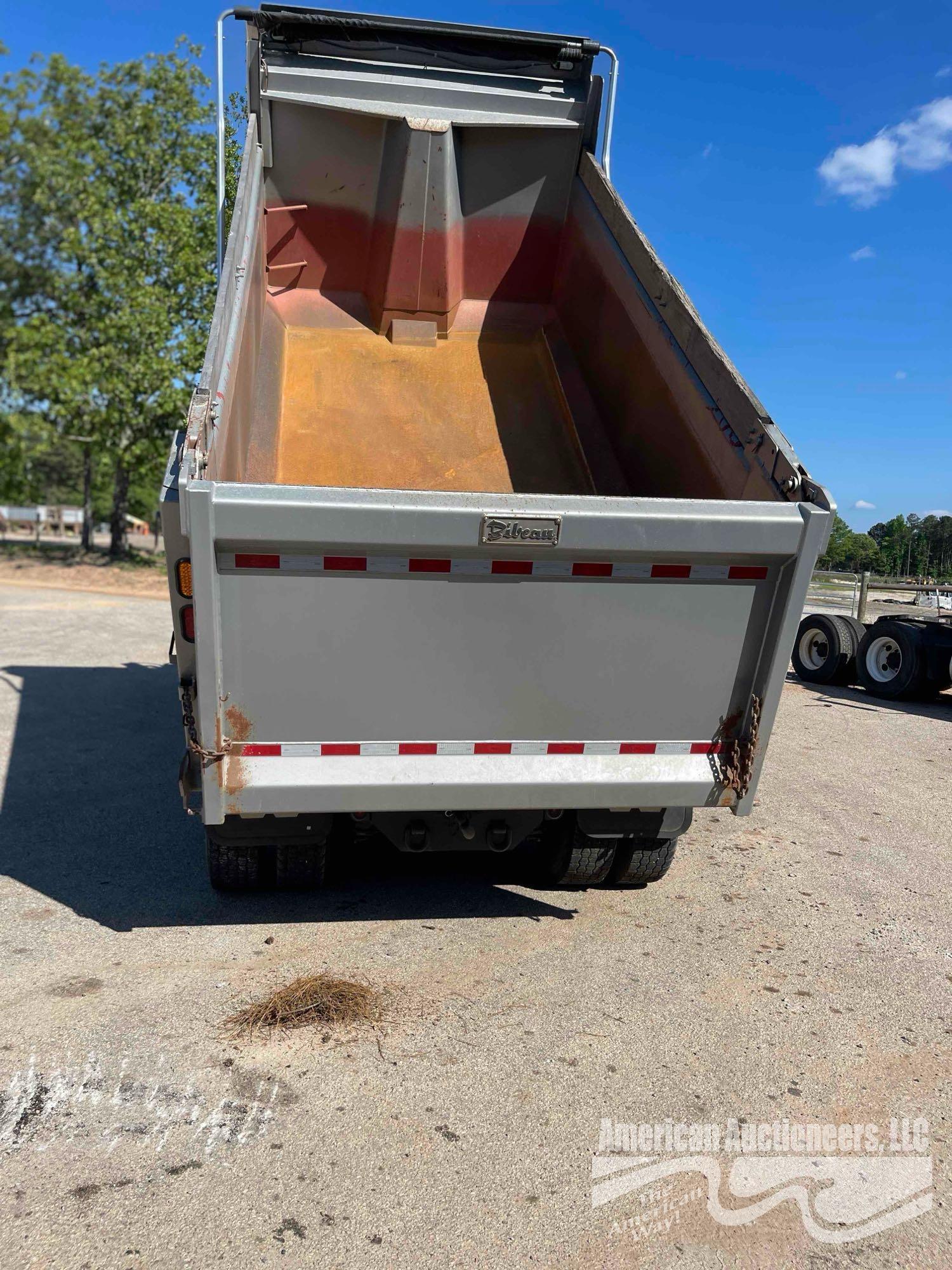 2022 WESTERN STAR 4700 TRUCK