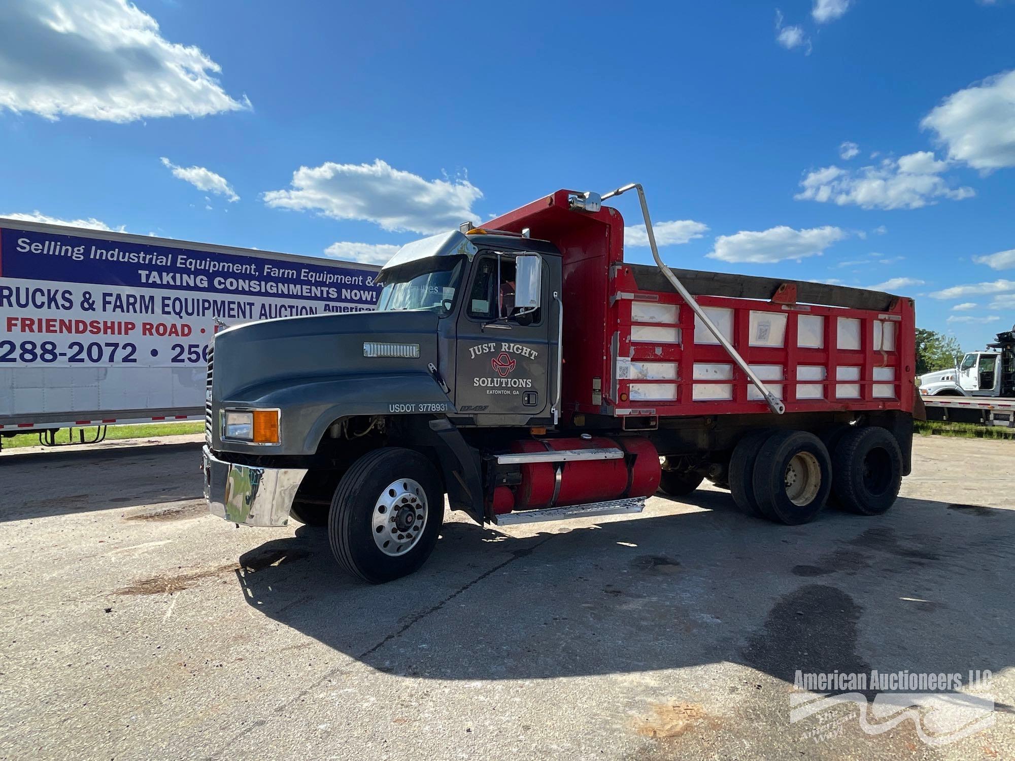 1996 Mack CH613 Dump Truck