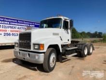 1996 MACK CH613 DAYCAB TRUCK