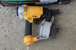 BOSTITCH ROOFING NAILER W/ NAILS