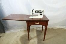 Vintage Dress Maker Sewing Machine in Case