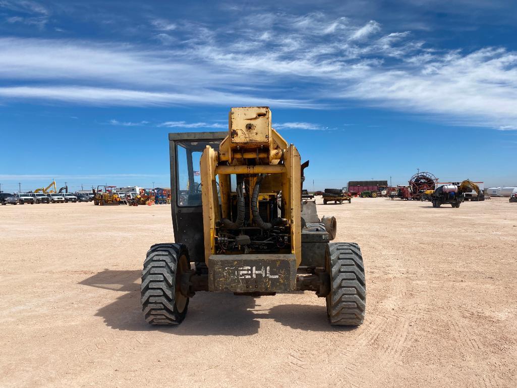 Gehl 562 Telescopic Forklift