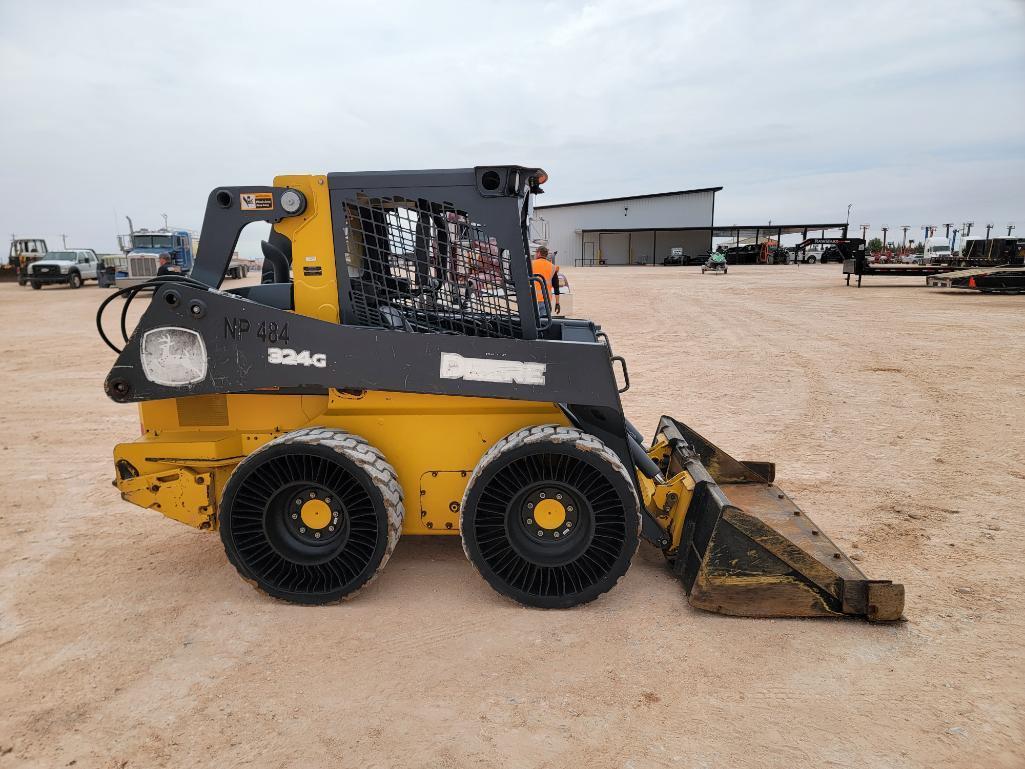 2021 John Deere 324G Skid Steer Loader