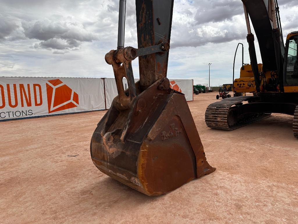 John Deere 350D LC Excavator