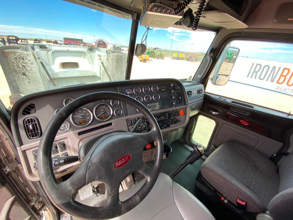 2014 Peterbilt 386 Truck Tractor