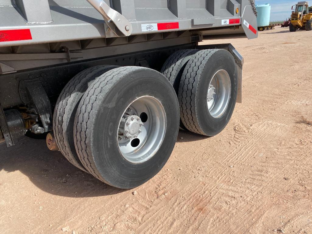 2000 Peterbilt 330 Dump Truck