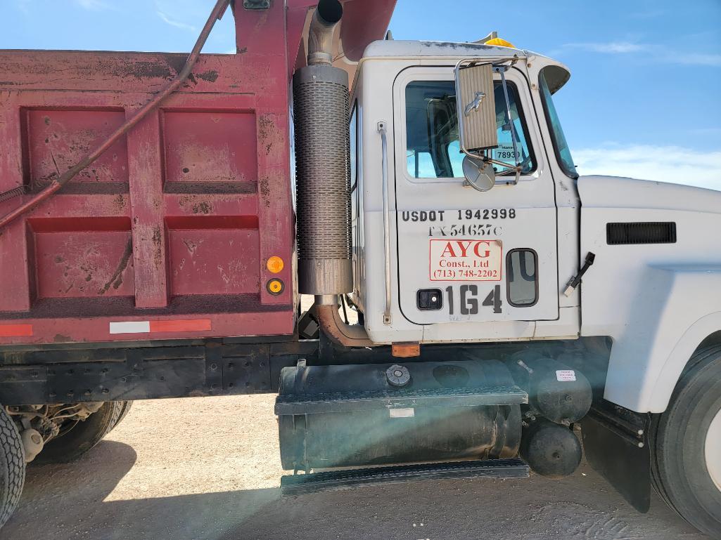 1996 Mack CH613 Dump Truck