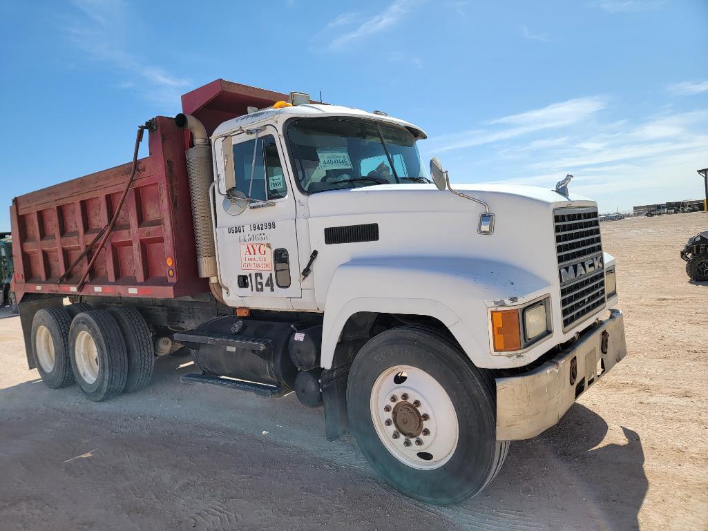 1996 Mack CH613 Dump Truck