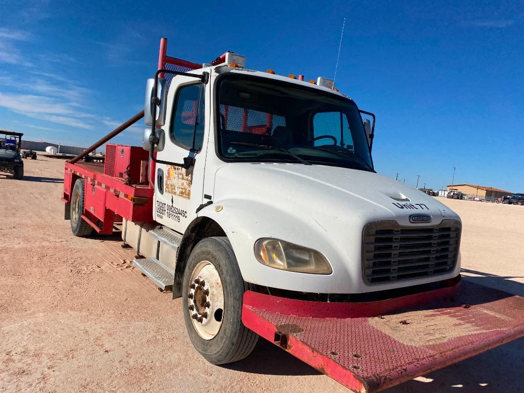 2005 Freightliner Business Class M2 Roustabout Truck