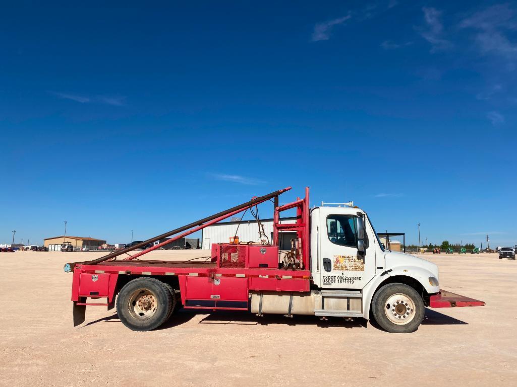 2005 Freightliner Business Class M2 Roustabout Truck