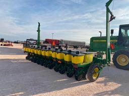 John Deere 1730 Planter ( Has Monitor )