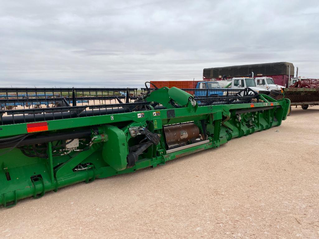 John Deere 640FD HydraFlex Platform Header