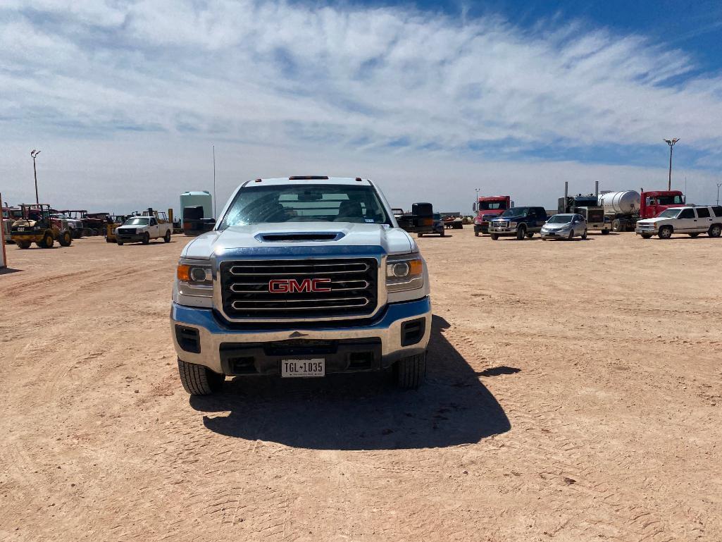 2017 Chevrolet 3500 HD Service Pickup