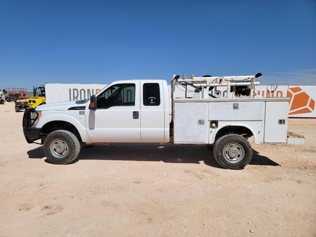 2012 Ford F-350 XL Super Duty Service Pickup