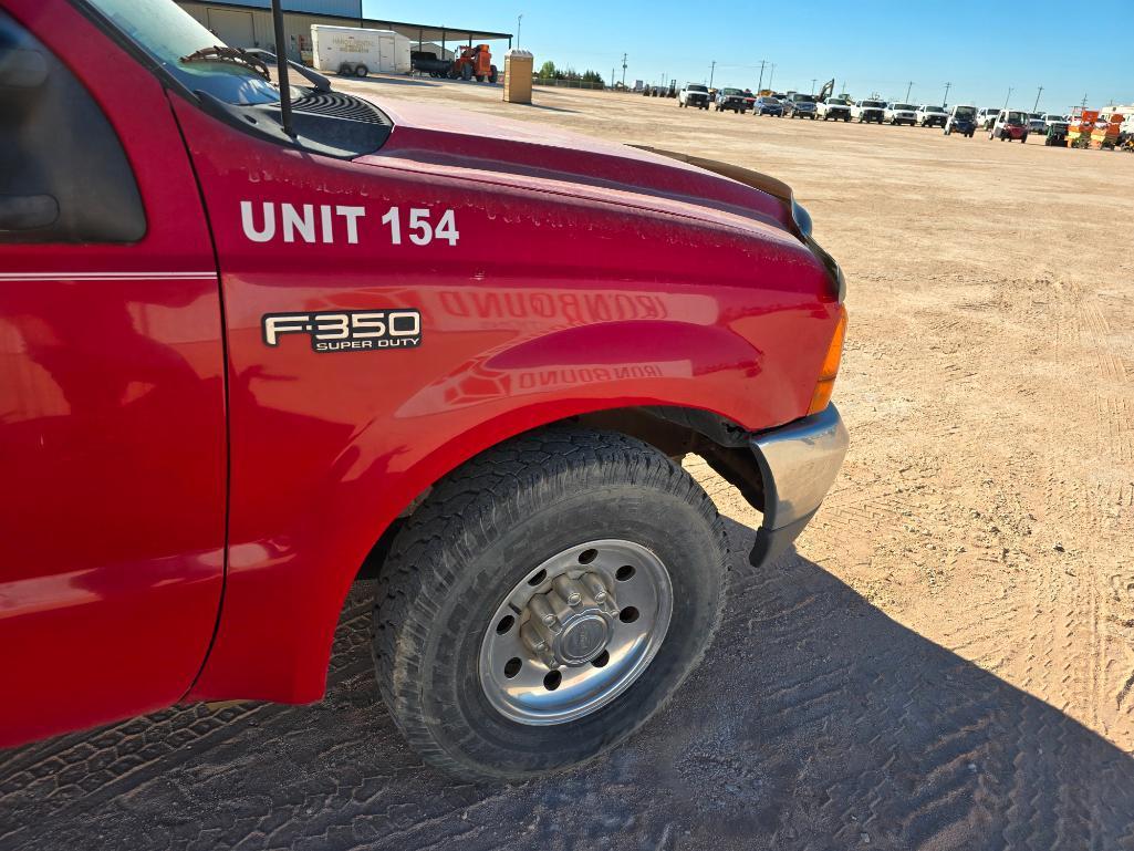 1999 Ford F-350 Super Duty Service Pickup