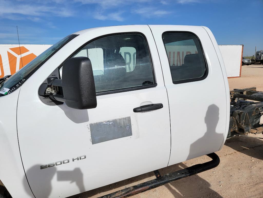 2011 Chevrolet Silverado 2500 Chassis Truck