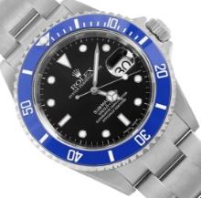 Rolex Mens Stainless Steel Submariner Wristwatch With Rolex Box