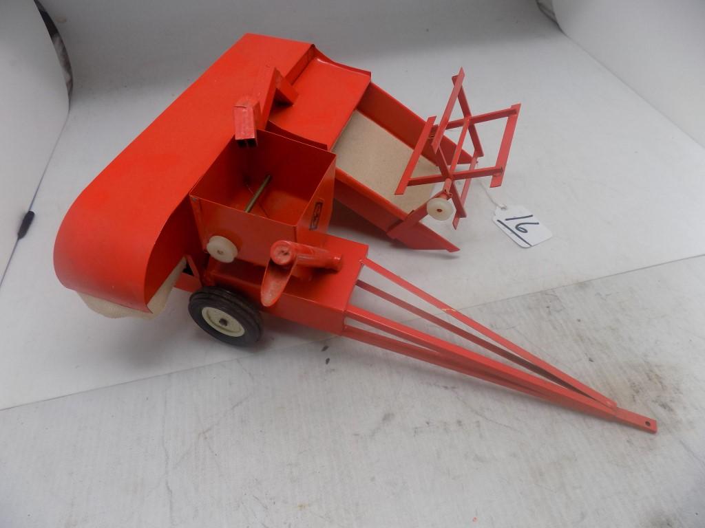 AC Pull Type Combine, Custom, 1:16 Scale