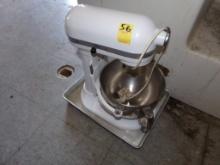 Kitchen Aid Professional 600 Countertop Mixer (Alpine, NY)