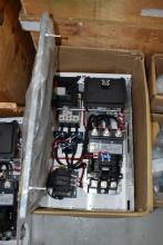 ALLEN BRADLEY/ROCKWELL CIRCUIT BREAK W/A&B