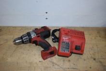 MILWAUKEE CORDLESS 1/2" DRIVER/DRILL,