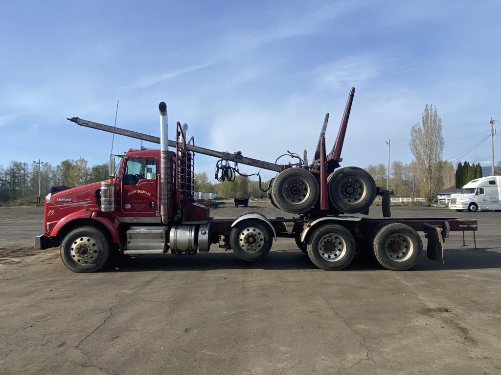 2018 Kenworth T800 Tri-Axle Log Truck