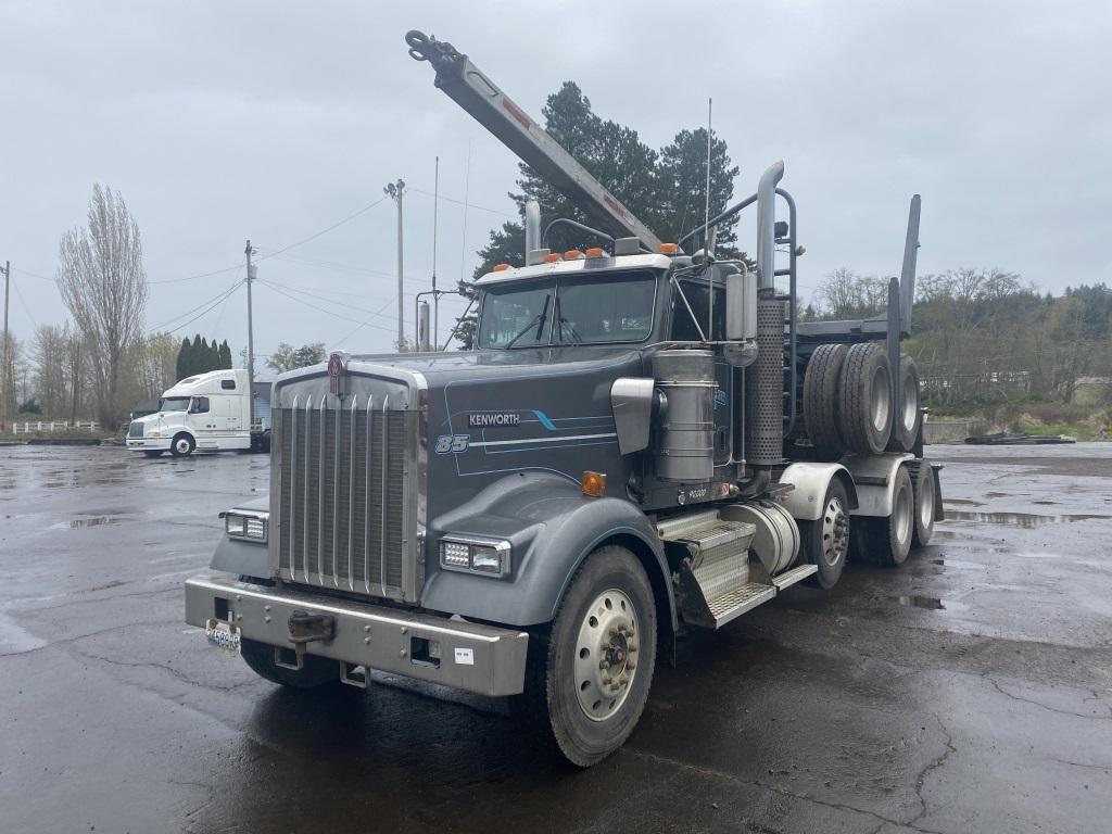 2007 Kenworth W900 Tri-Axle Log Truck