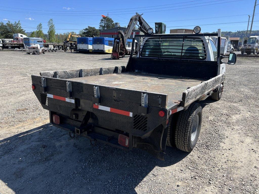 2001 Ford F350 SD Flatbed Truck