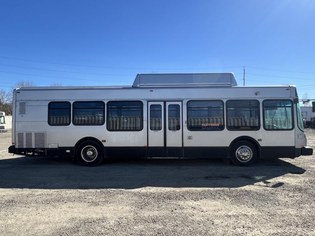 2009 Eldorado 35' CNG Shuttle Bus