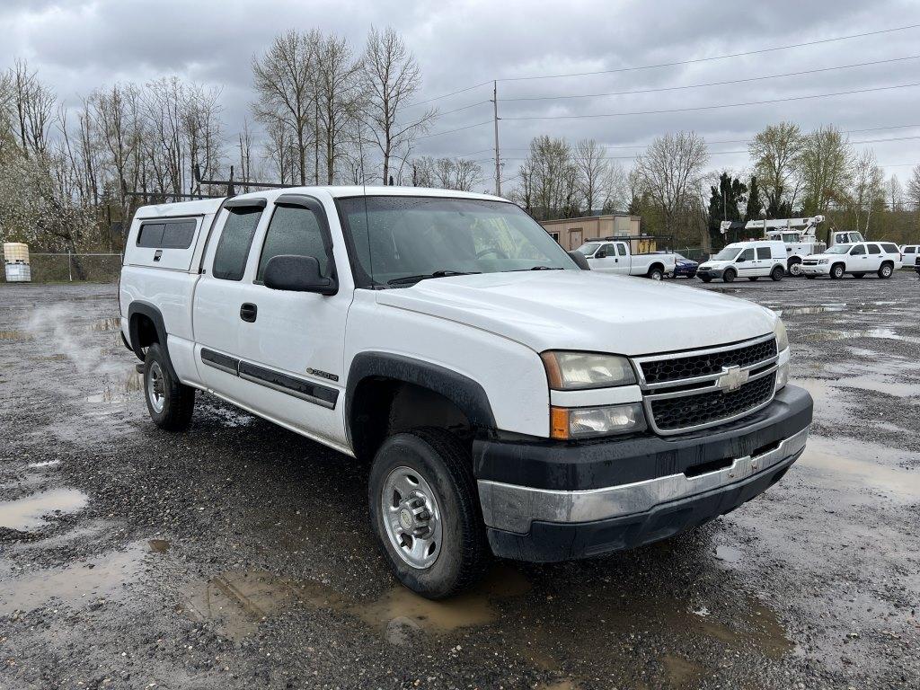 2006 Chevrolet Silverado 2500HD Extended Cab Picku