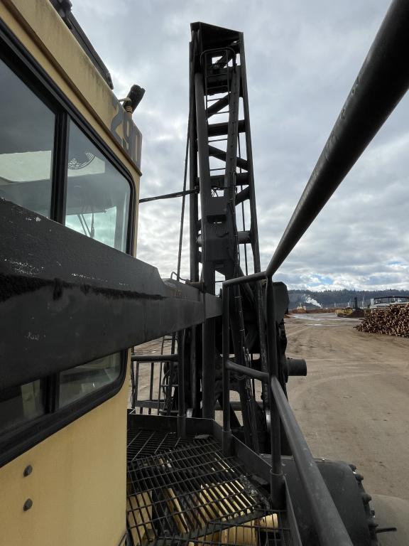 1993 LeTourneau Log Stacker