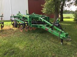 2006 John Deere 2700 5-Shank Ripper