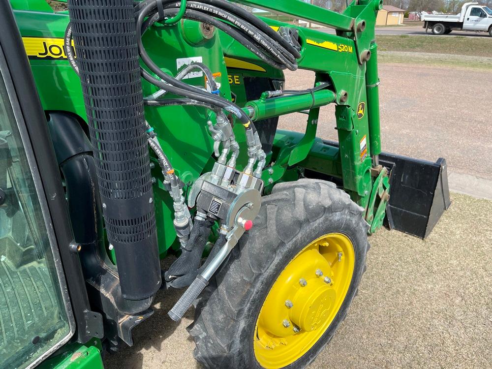 JD 5075 E w/520M Loader