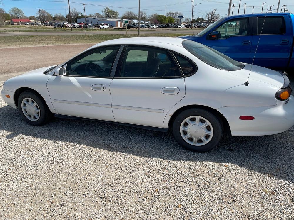 1996 Ford Taurus 6L, 141,312 Mi.