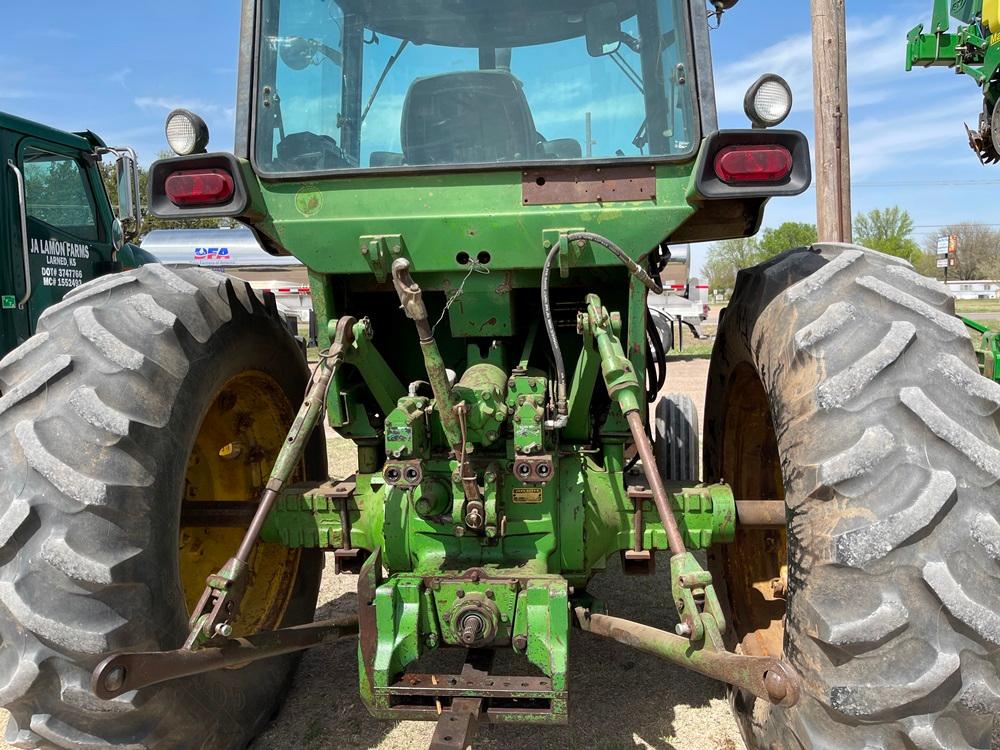 JD 4630 Tractor w/GB900 Hi-Master Loader