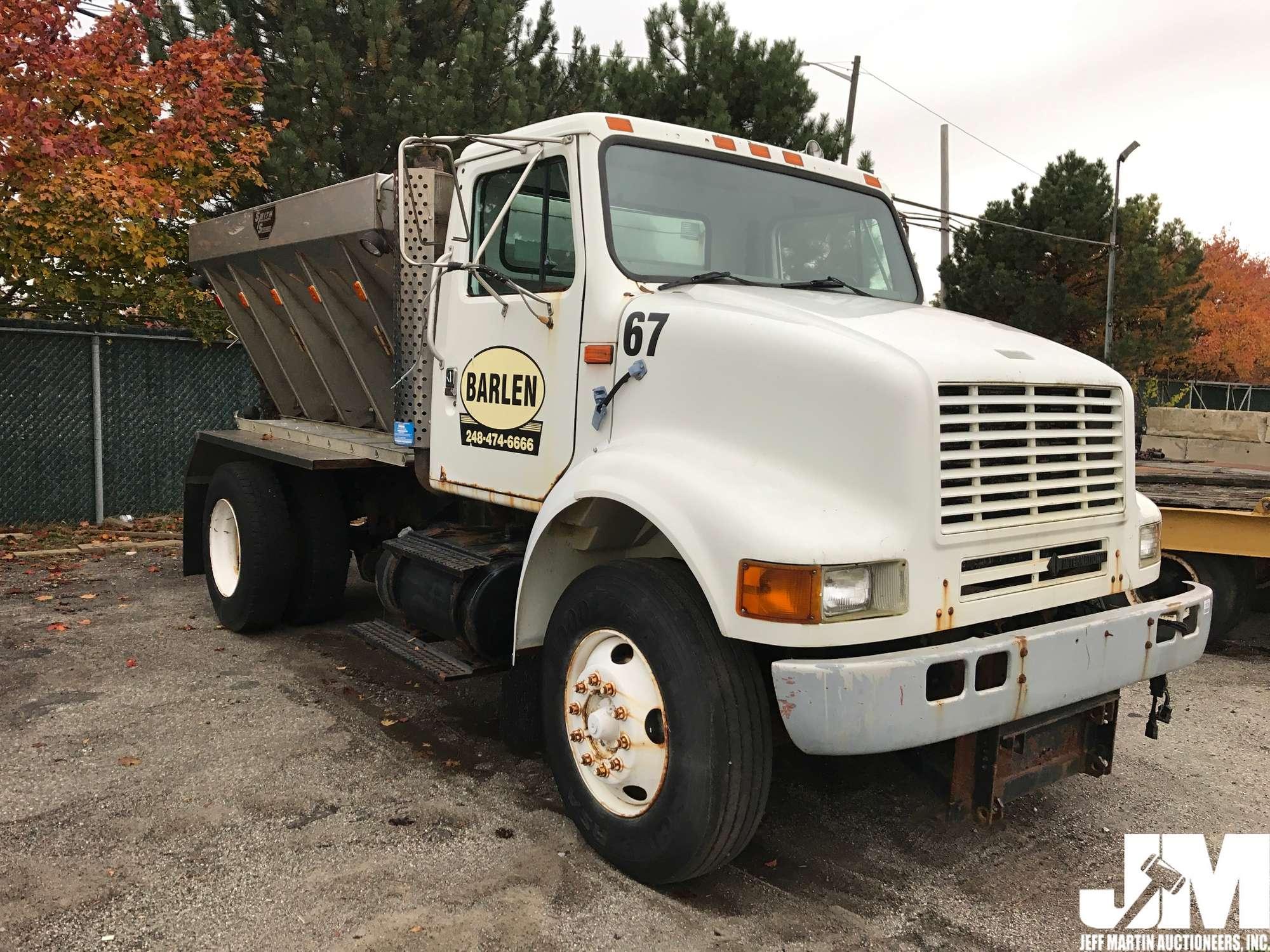 1998 INTERNATIONAL 8100 VIN: 1HSHBAHN8WH533346