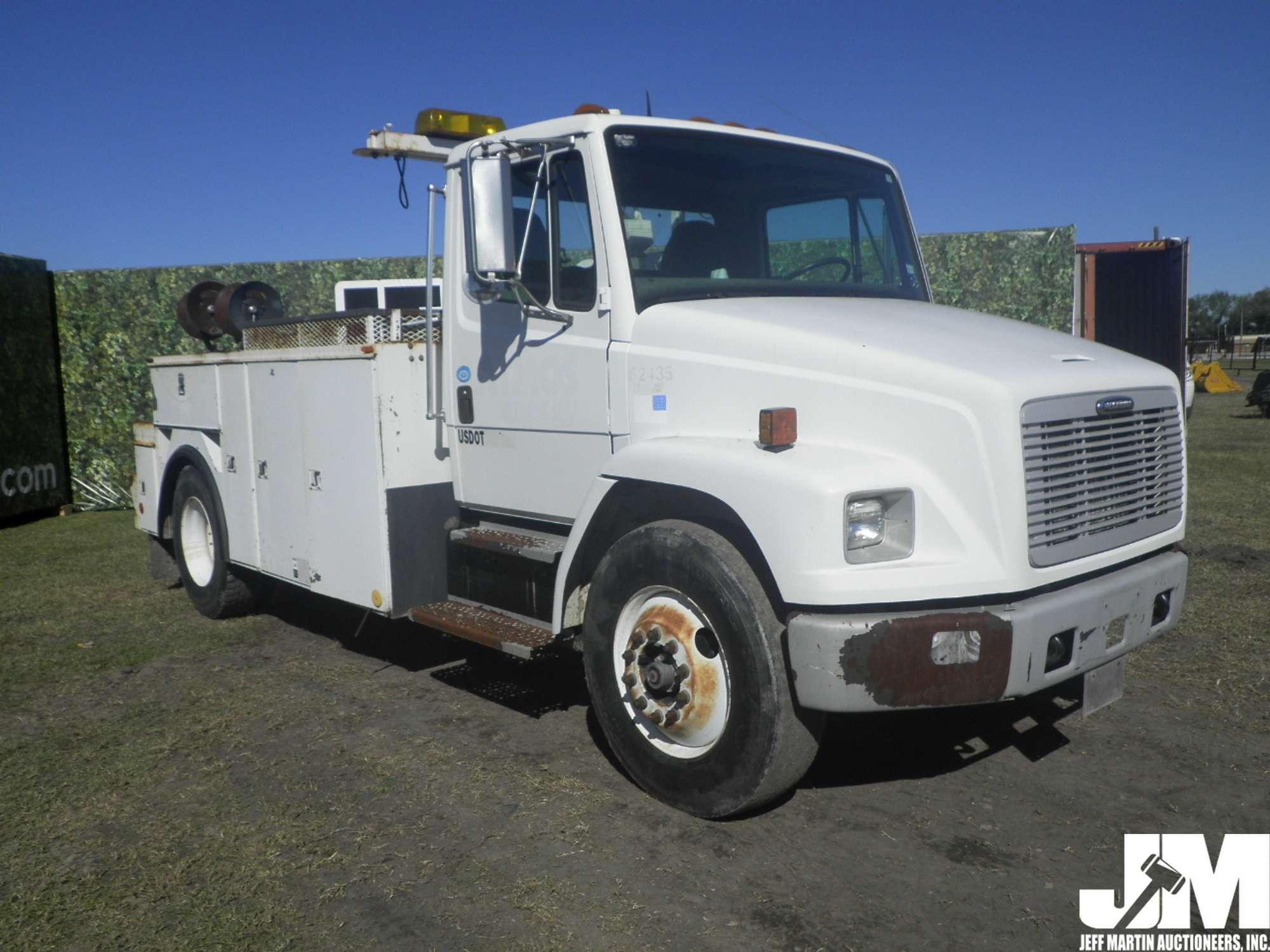 2003 FREIGHTLINER FL70 VIN: 1FVABTAK53DL78803