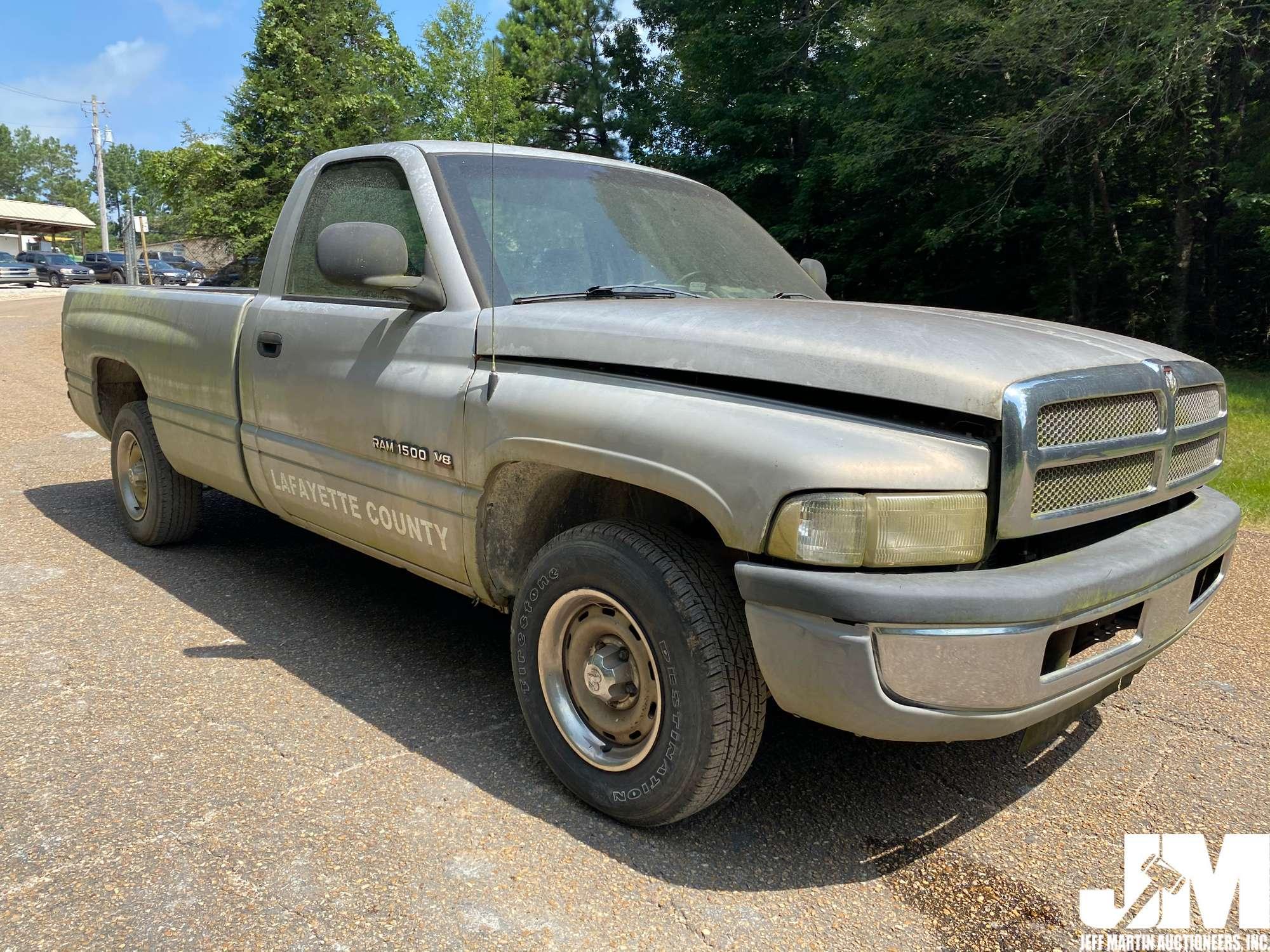 2001 DODGE RAM 1500 REGULAR CAB PICKUP VIN: 1B7HC16Y21S738529