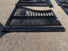 16’...... BI-FOLD GATE W/ HORSE