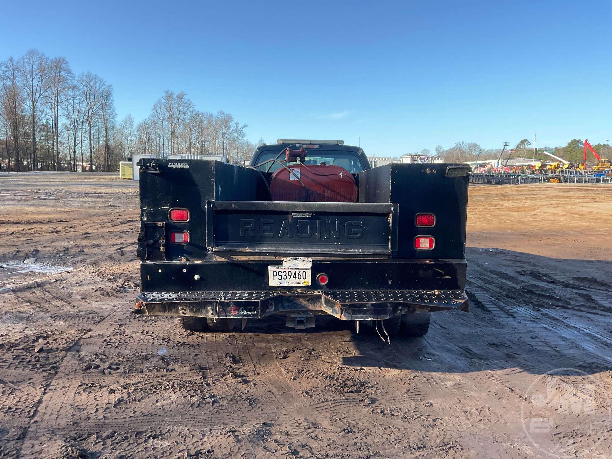 2011 FORD F-450 XL S/A UTILITY TRUCK VIN: 1FDUF4GY6BEC25480