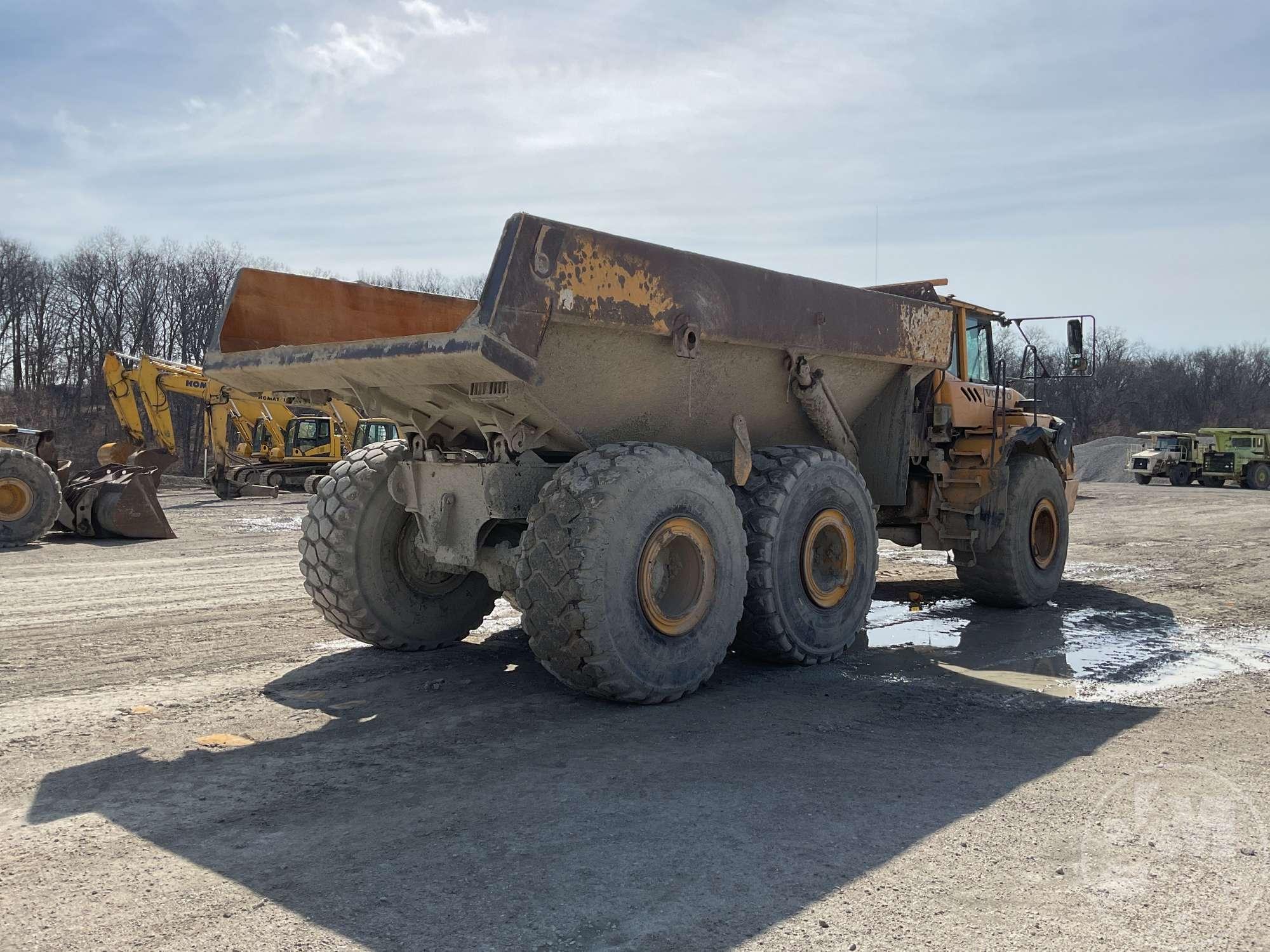 2011 VOLVO HAULER A40E ARTICULATED DUMP TRUCK SN: VCE0A40ET00013443