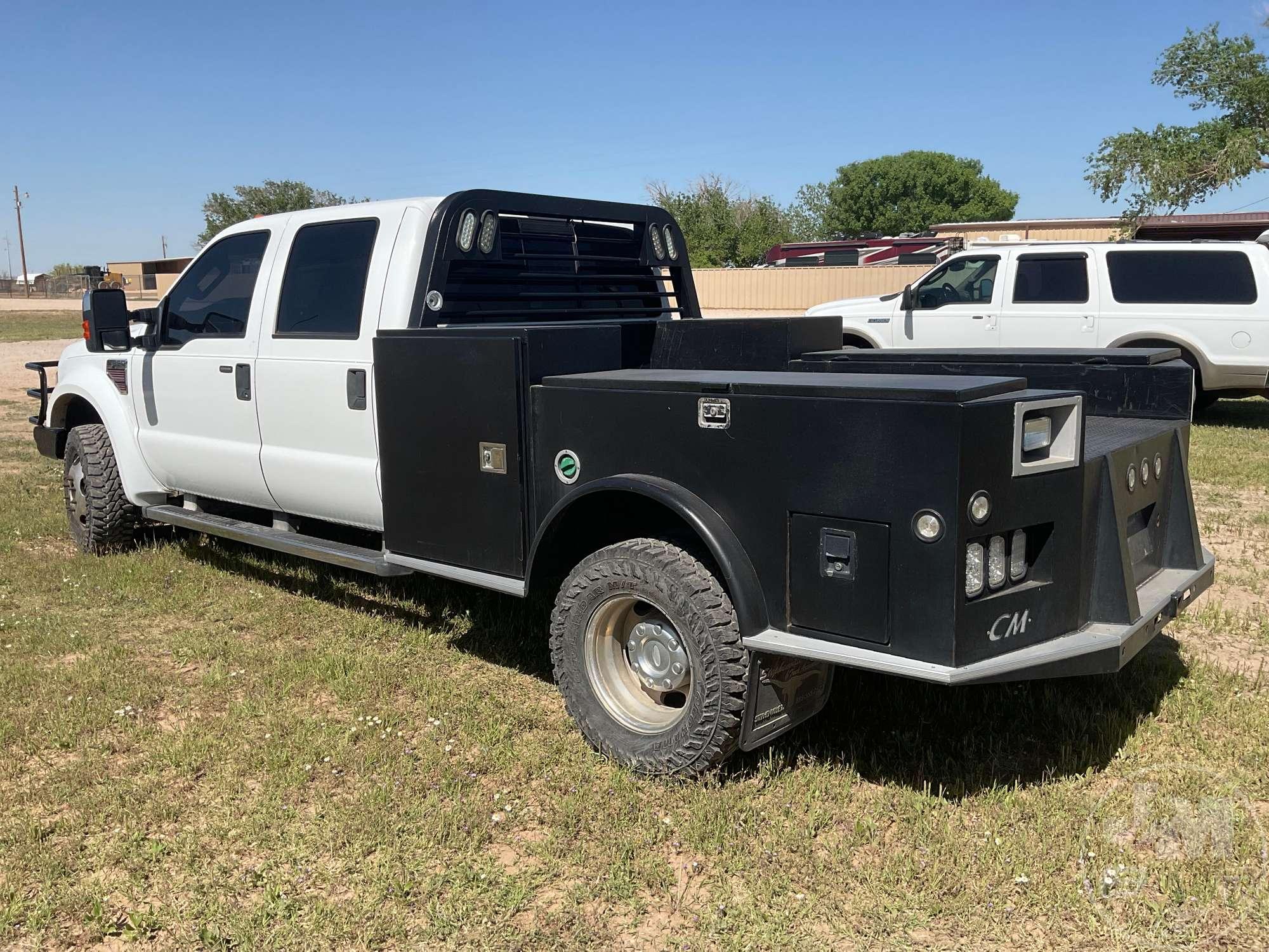 2009 FORD F-350 SUPER DUTY DUALLY CREW CAB 4X4 FLATBED TRUCK VIN: 1FTWW33RX9EA18784