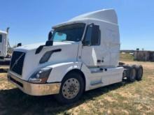 2015 VOLVO TRUCK VNL TANDEM AXLE TRUCK TRACTOR VIN: 4V4NC9EH2FN909504