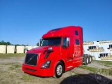 2017 VOLVO TRUCK VNL 780 TANDEM AXLE TRUCK TRACTOR VIN: 4V4NC9EHXHN976693