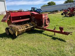 NEW HOLLAND  SQUARE BALER 565 SN: 808887