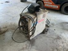 HOBART BETA-MIG 200 PORTABLE WELDER