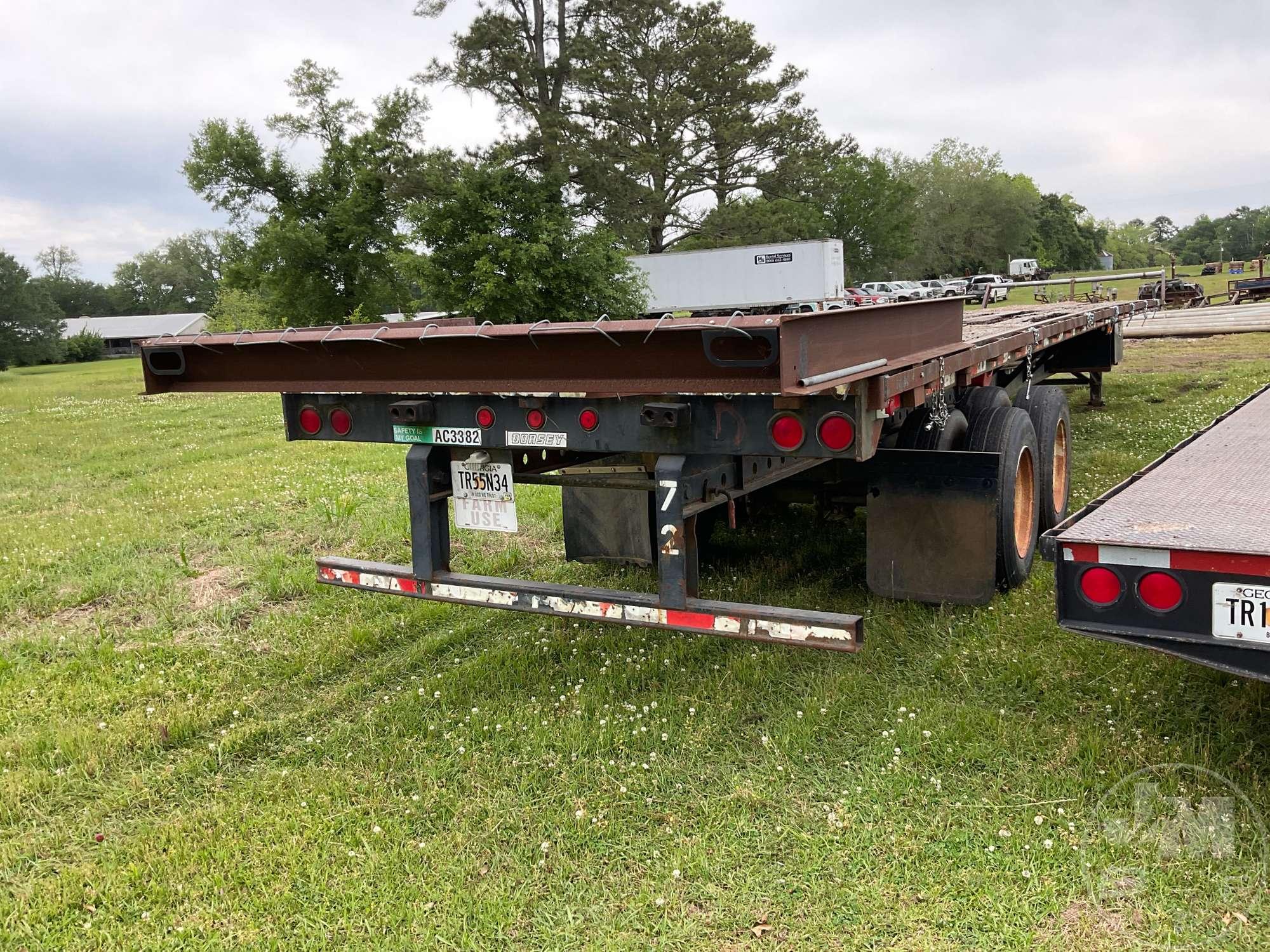 2001 DORSEY DC TS-48 48'X96" STEEL FLATBED VIN: 1DTP16Z211G057097