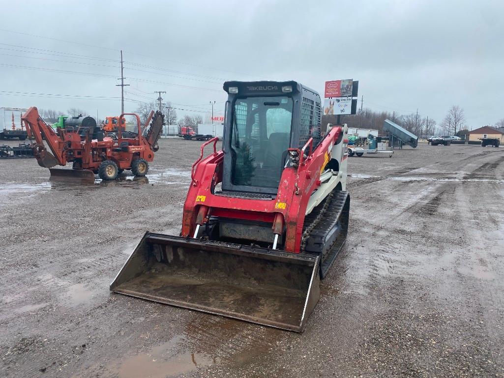 2015 Takeuchi TL12 Skid Steer