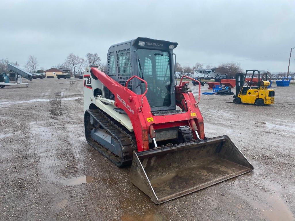 2015 Takeuchi TL12 Skid Steer