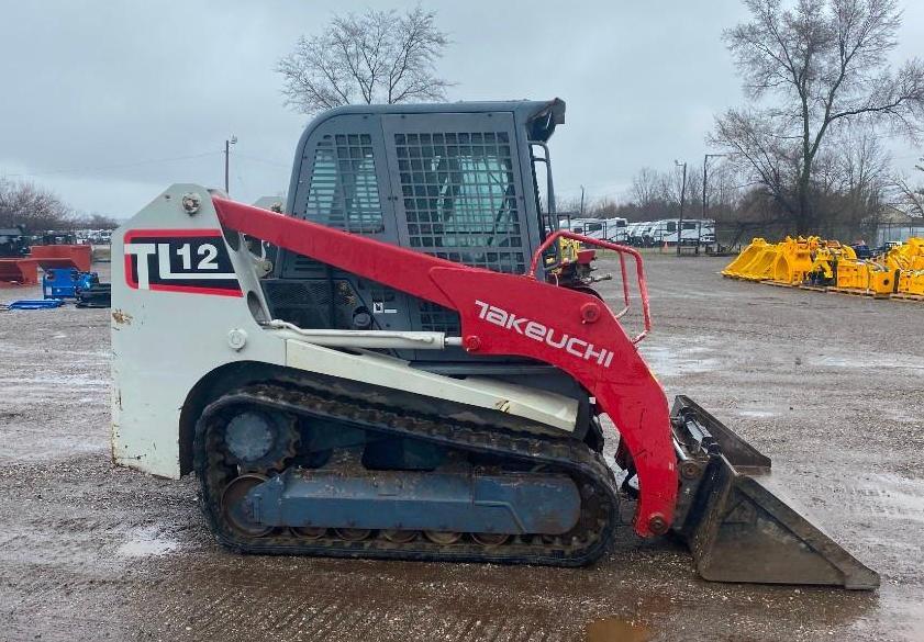 2015 Takeuchi TL12 Skid Steer